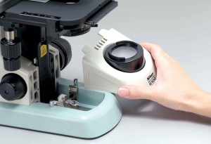 Nikon_E100-halogen_light-replacement